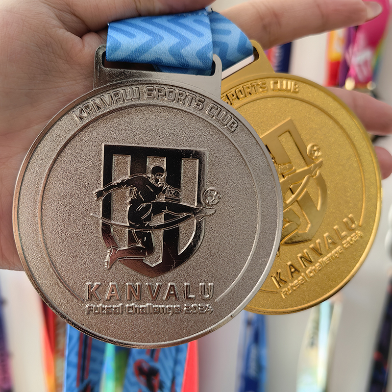 Gold, silver, and bronze tricolor football medals, 3D relief-carved football player event metal plaques, engraving available.