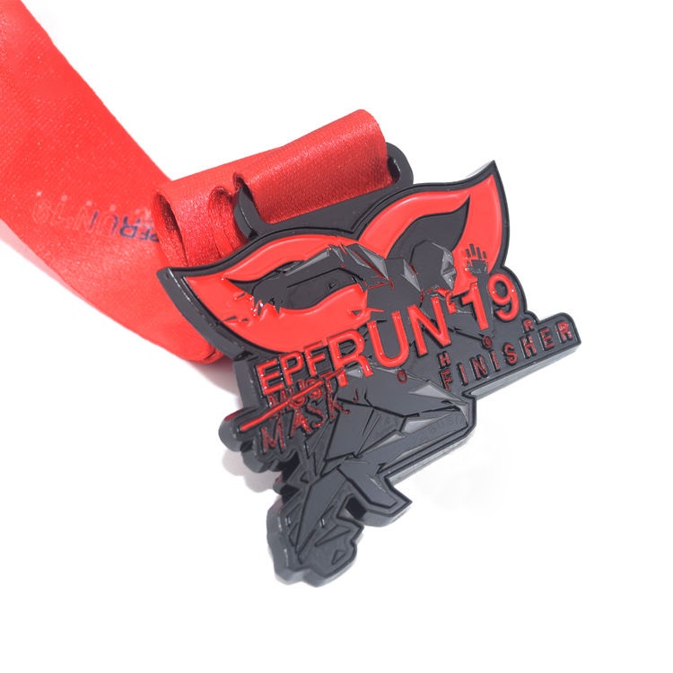 Manufacturer Customized Black Nickel Plated Cutout We Flatout England Marathon Triathlon Running Medal for Finisher