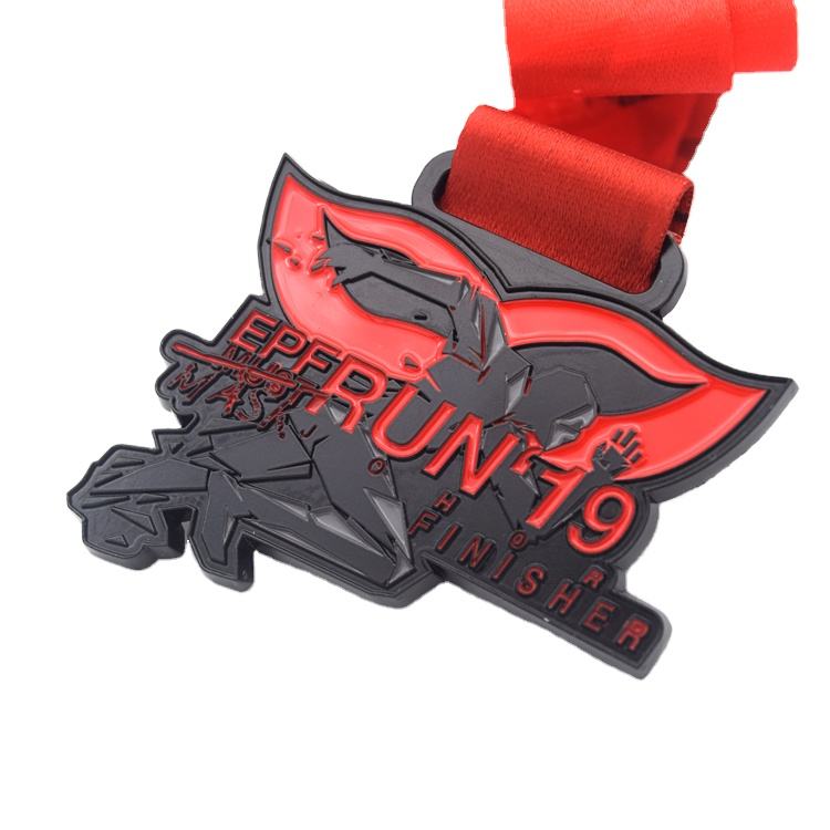 Manufacturer Customized Black Nickel Plated Cutout We Flatout England Marathon Triathlon Running Medal for Finisher