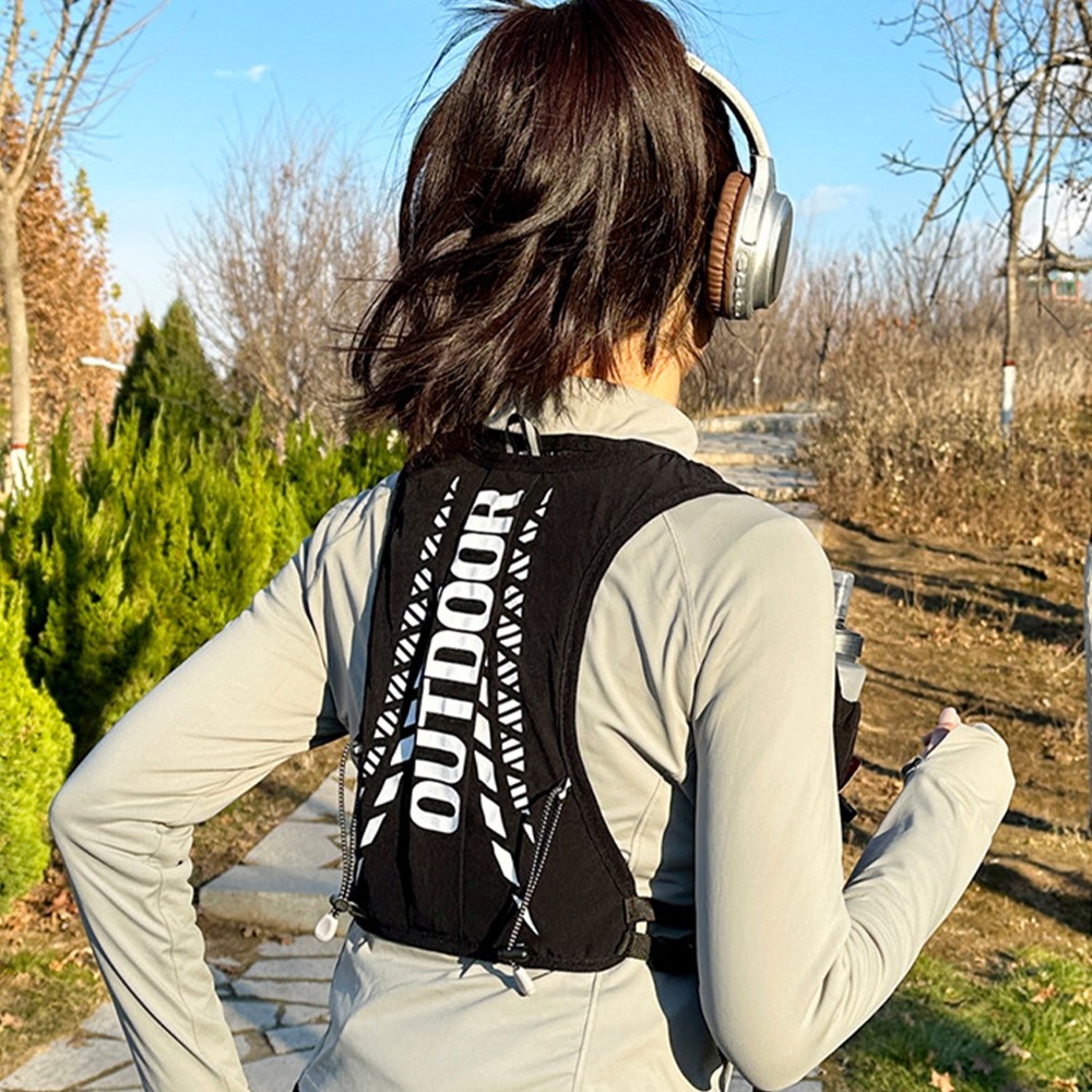 5L Multifunctional Sports Backpack for Men and Women Hydration Ready for Cross Country Marathon and Cycling