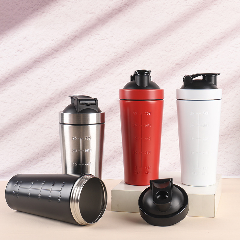 Large capacity single-layer 304 stainless steel shaker cup for milkshakes, protein powder, fitness, exercise, with measuring scale, stirring ball, and water cup.