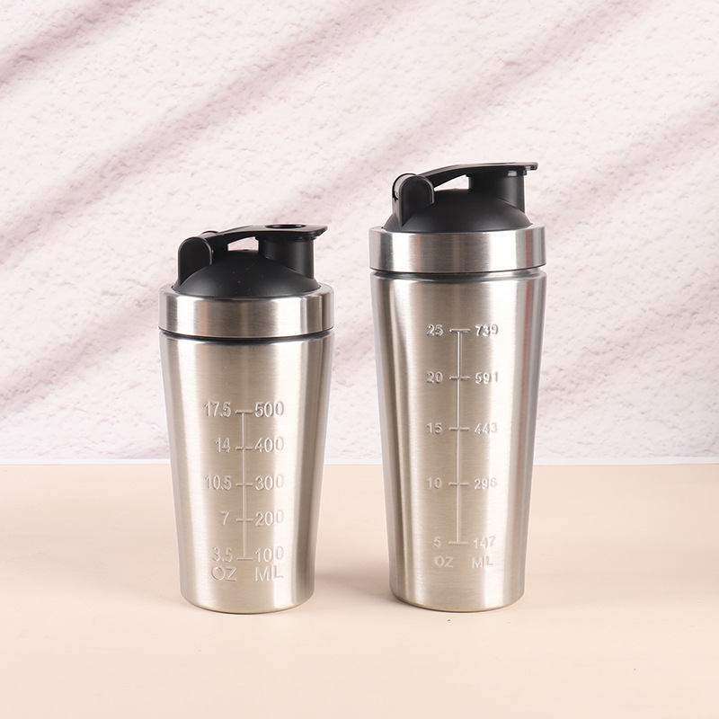 Large capacity single-layer 304 stainless steel shaker cup for milkshakes, protein powder, fitness, exercise, with measuring scale, stirring ball, and water cup.
