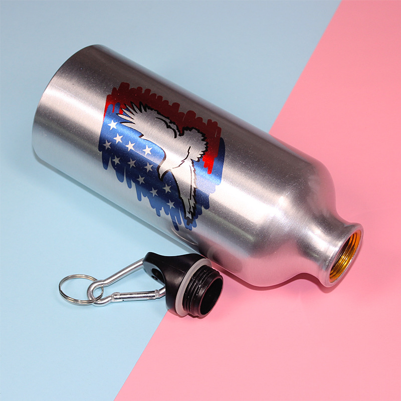 Heat transfer printing of sports water bottles, outdoor water bottles, aluminum bottles, sublimation coating, blank sports water bottles, logo, white, silver.