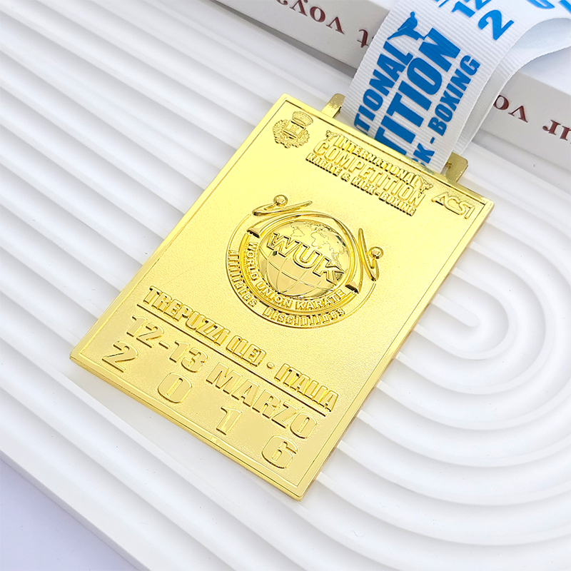 High-grade metal gold-plated embossed medal boxing event three-dimensional commemorative medal