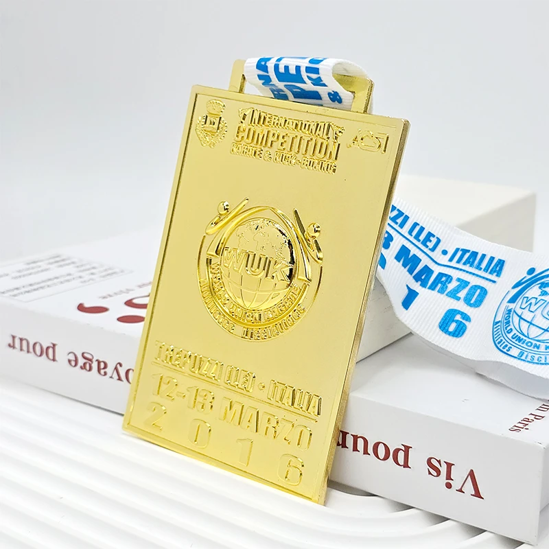 High-grade metal gold-plated embossed medal boxing event three-dimensional commemorative medal