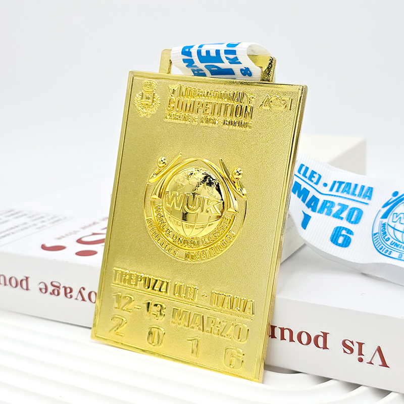 High-grade metal gold-plated embossed medal boxing event three-dimensional commemorative medal