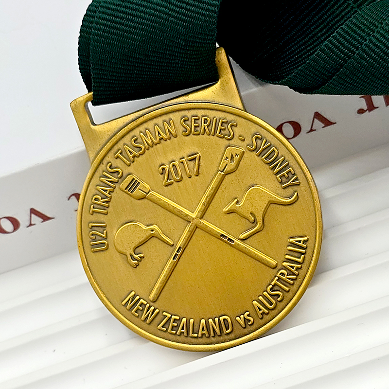 Vintage bronze relief trans-Tasman series medal rowing competition commemorative medal metal texture sports honor medal