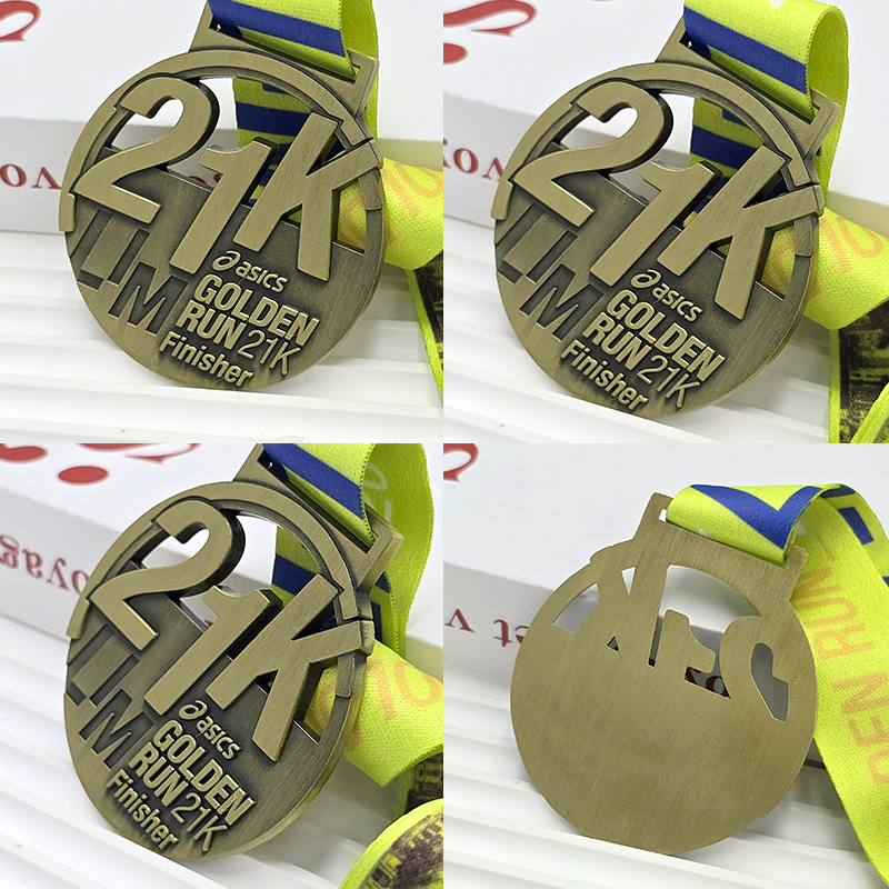 Retro bronze hollow three-dimensional medal gold run half marathon finish commemorative medal metal texture sports honor medal