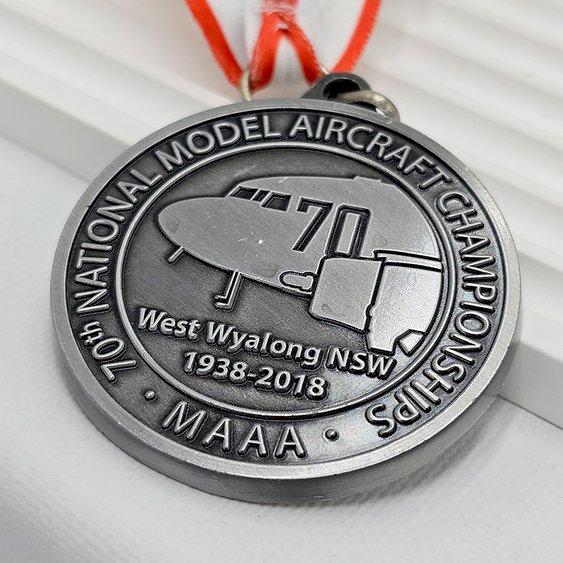 Retro gunmetal airplane relief commemorative medal for model aircraft championships, metallic model aircraft competition collectible medal