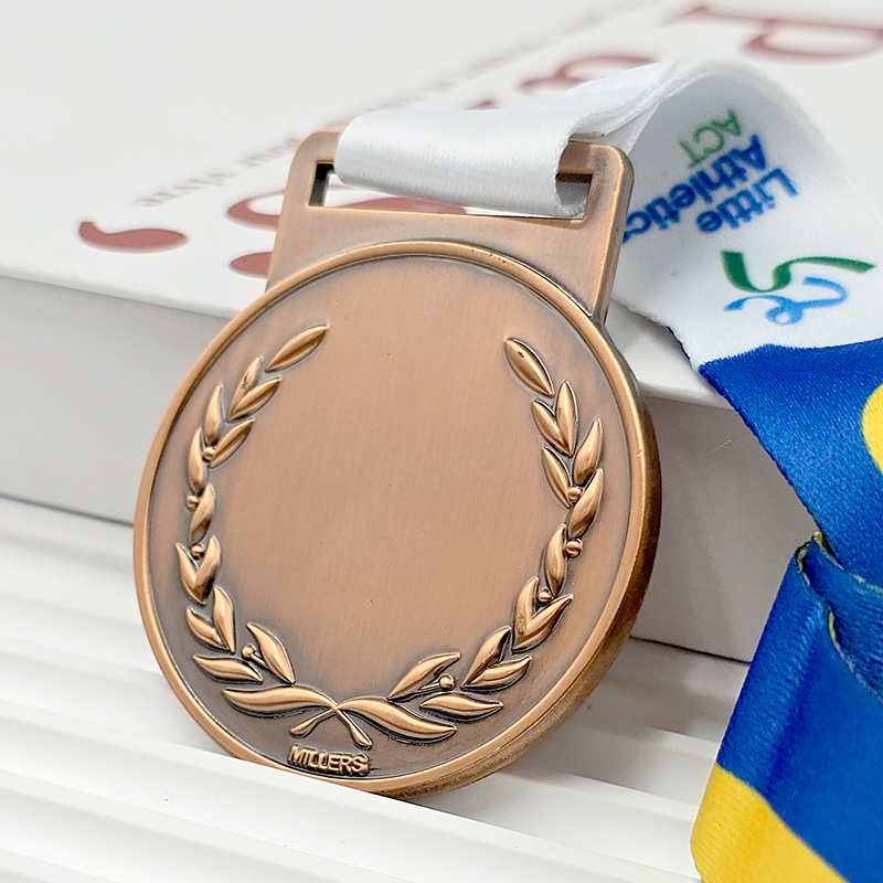 Vintage bronze metal medal, commemorative 3D logo relief for Australian youth athletics multi-sport events, collectible sports event ornament.