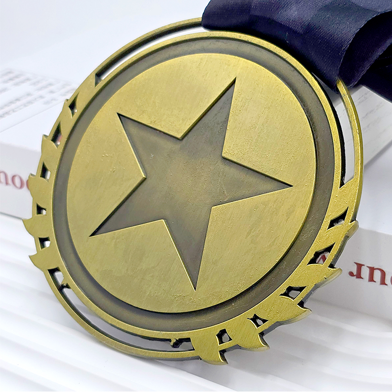 Vintage Gold Metal Medal Event Commemorative Animal Pentagram Chinese Character Relief Sports Collection Ornament