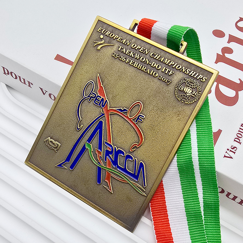 Vintage gold metal medal, commemorative colored 3D relief of the European ITF Taekwondo Open, Italian event collectible.