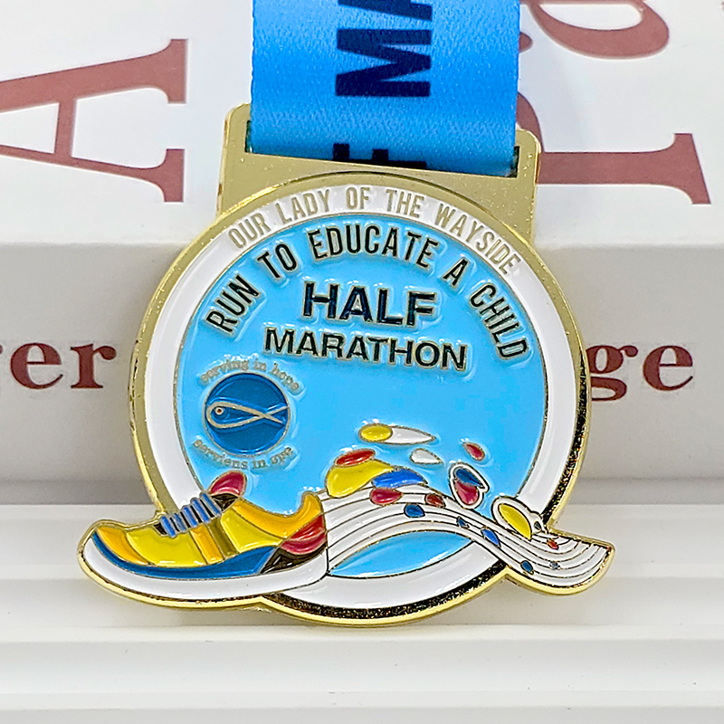 Gold and blue color-blocked metallic medal, charity half marathon commemorative 