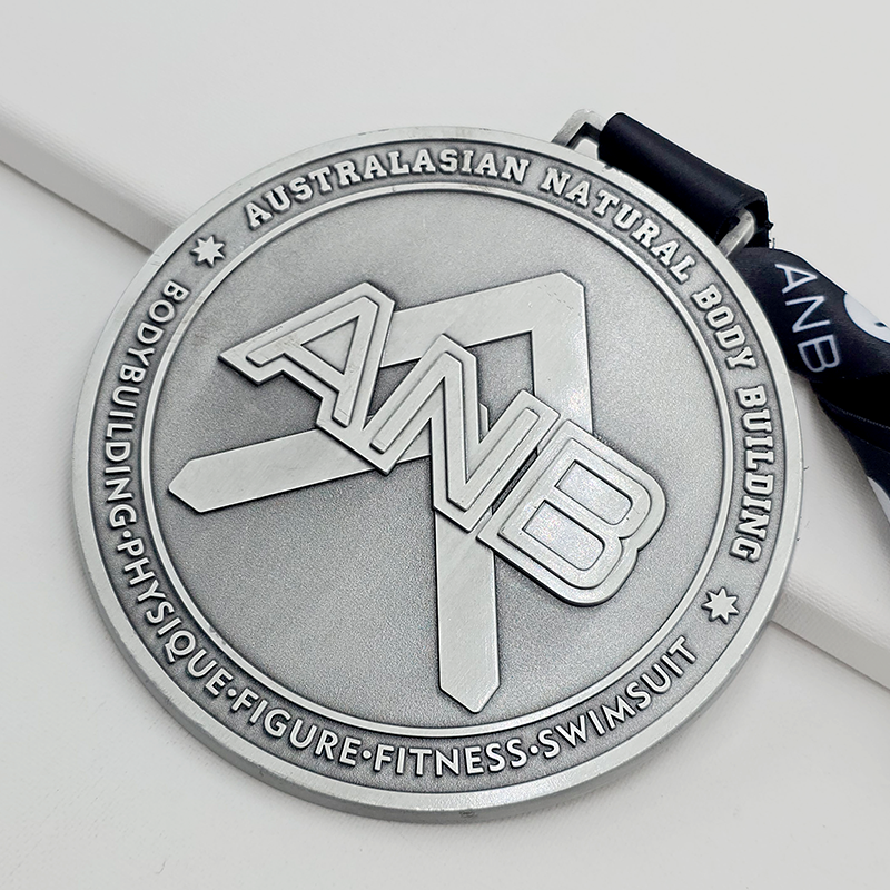 Fitness and bodybuilding competition metal medal set, commemorating global fitness/Australia-Asia natural bodybuilding and other competitions, globe/brand relief, professional competition collectible set.