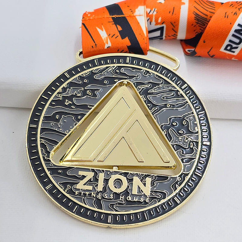 Multi-themed metal medal set: Commemorating BMW Motorcycles, Summer Championships, Dragon Race, Triathlon, etc. Featuring sun, dragon, and triangular reliefs. A global sports event collectible set.