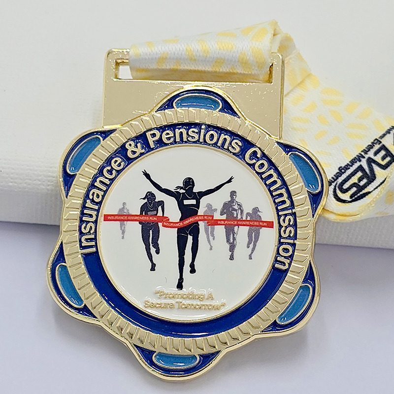 Global Fun Run Metal Medal Set: Charity Run / Christmas Run / Snow Mountain Challenge / Snowflake Themed Race Commemorative Set, Includes Bottle Opener / Snow Mountain Relief Sculpture, Multi-Country Running Race Collectible Set.