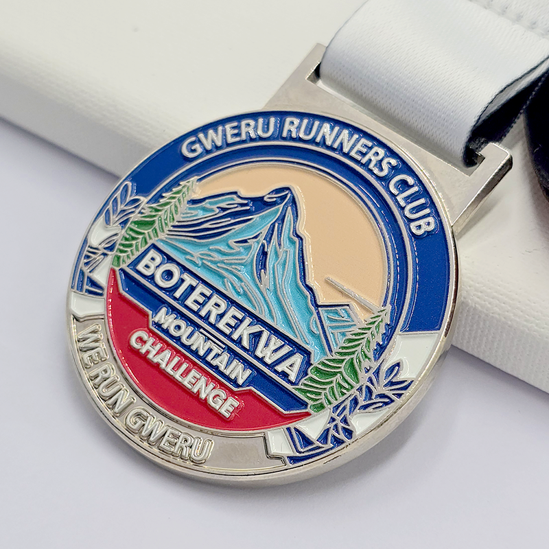 Global Fun Run Metal Medal Set: Charity Run / Christmas Run / Snow Mountain Challenge / Snowflake Themed Race Commemorative Set, Includes Bottle Opener / Snow Mountain Relief Sculpture, Multi-Country Running Race Collectible Set.