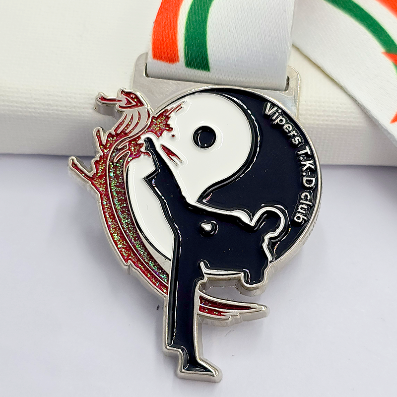 Zimbabwe Multi-Themed Metal Medal Set: Pink Ribbon Charity Run / Tai Chi Run / Independence Day Commemoration, etc.; Statue / Yin-Yang Relief; African-themed Race Collection Set.