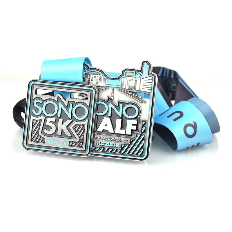 Fitness-themed race medals: Retro silver base with 3D embossed starting pose medals.