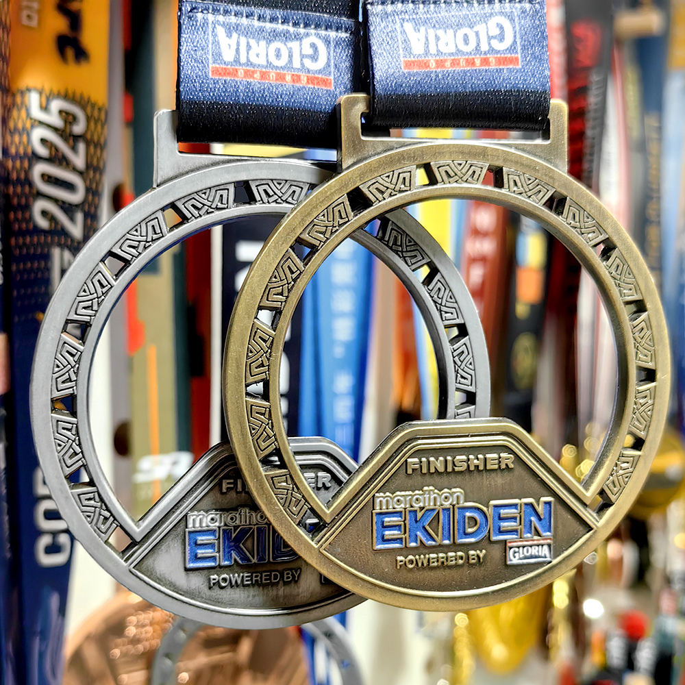 Relay Marathon Hollow-out Medal, Antique Bronze and Antique Silver Two-Tone Finisher Commemorative Badge