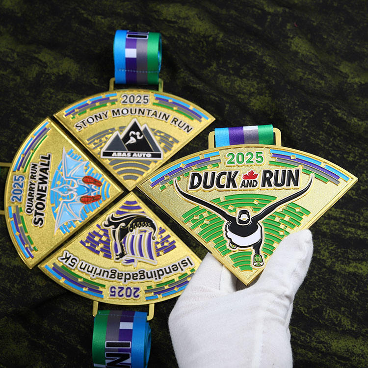 Mountain Run Running Race Medals 3D Enamel Gold 4 PCS Combination Puzzle Medals Manufacturer Factory Custom Medals Sports