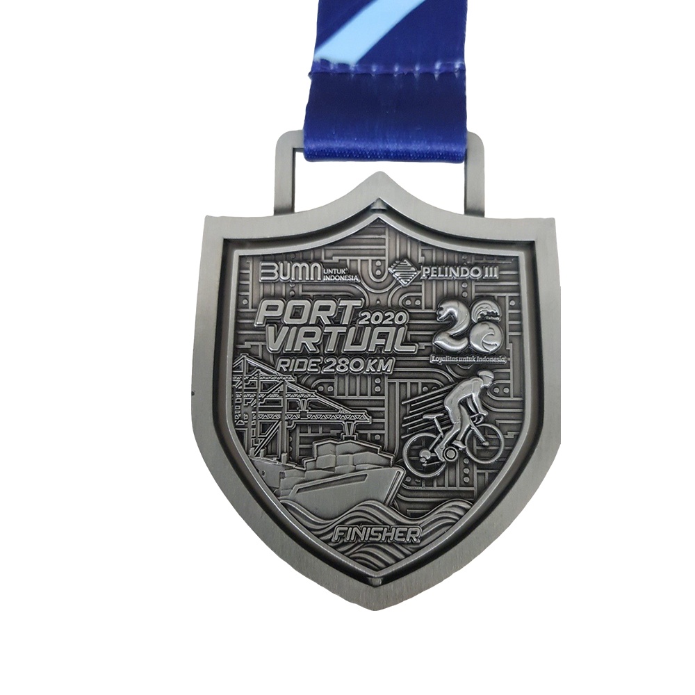 Customized cycling race medals, retro silver port-themed metal plaques.