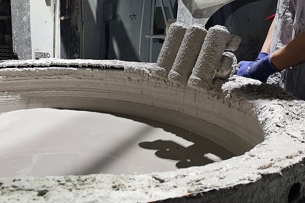 Shell for Metal Pouring