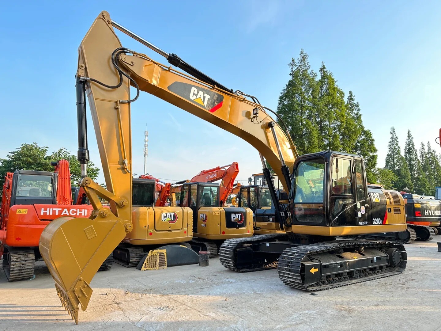 Carter 320 Excavator