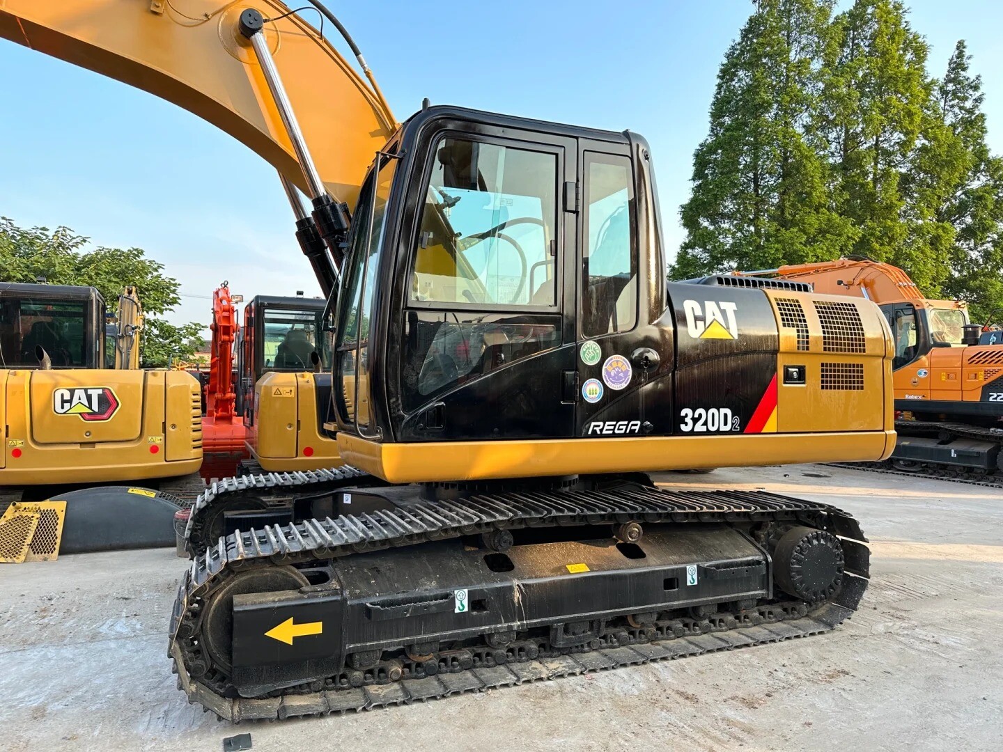Carter 320 Excavator