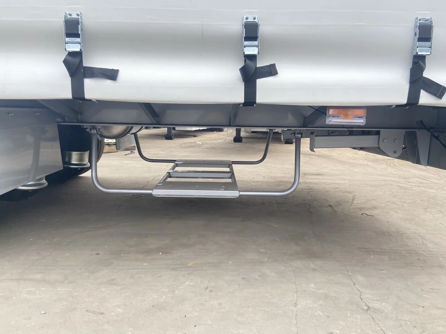 Curtain Side Trailer