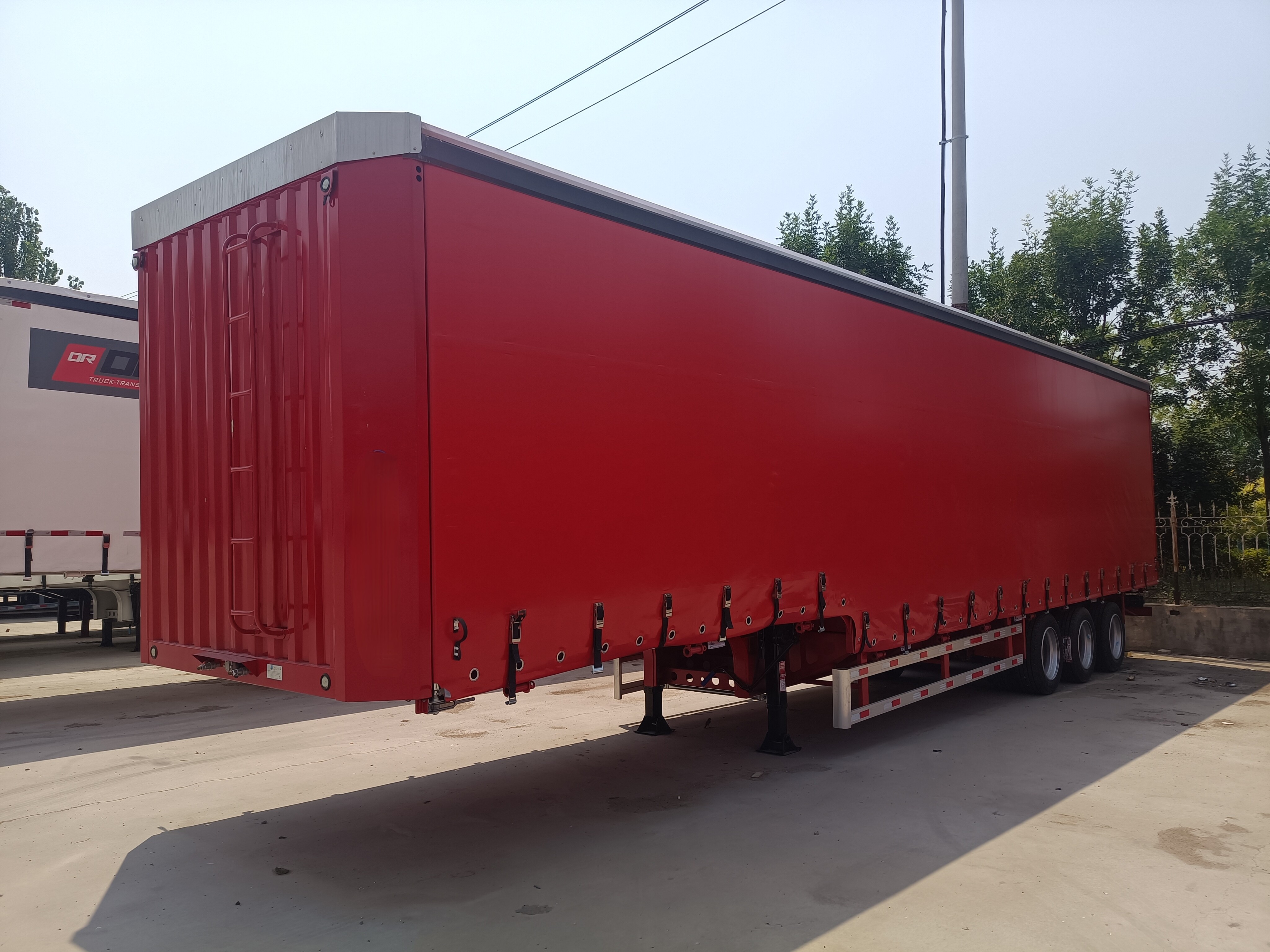 Curtain Side Trailer