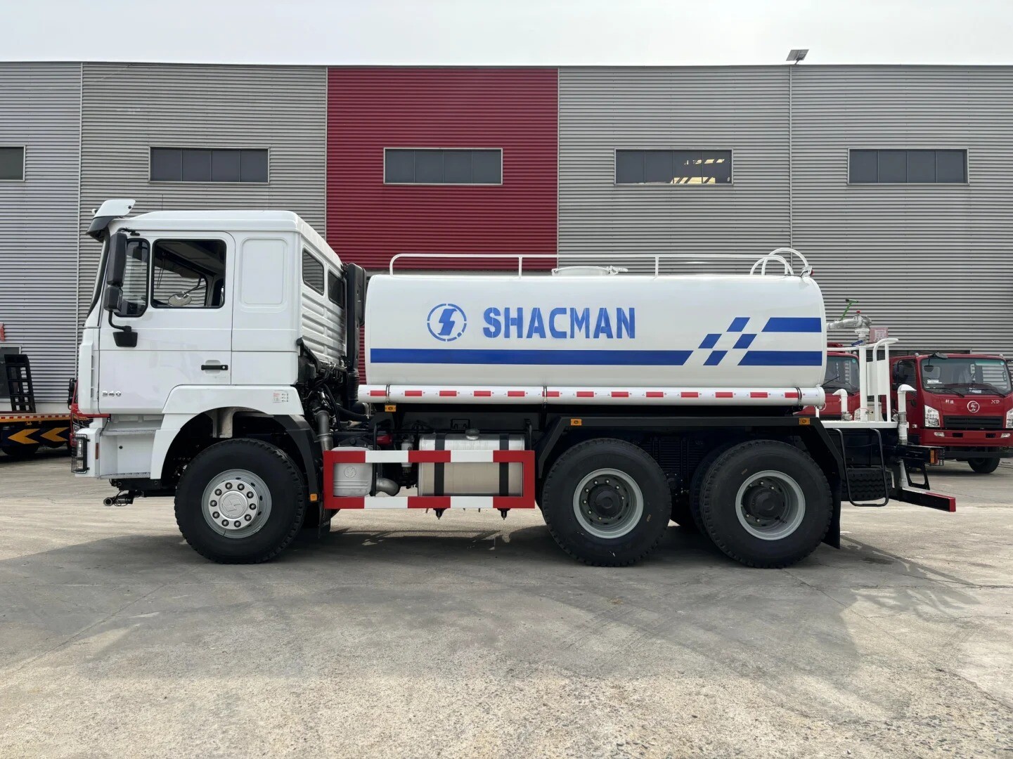 Shacman  Sprinkler Truck