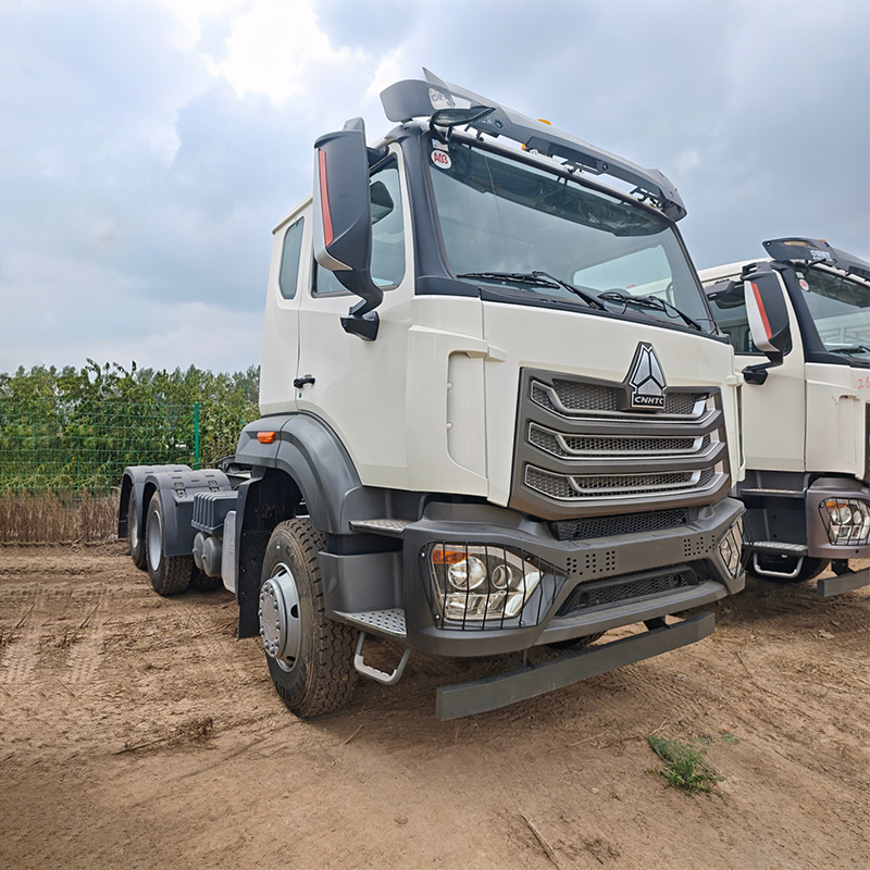Sinotruk Howo NX 371 6×4 Tractor Truck