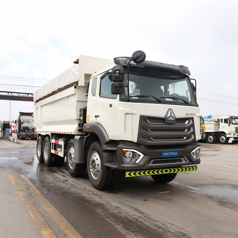  Sinotruk Howo NX 8×4 Dump Truck