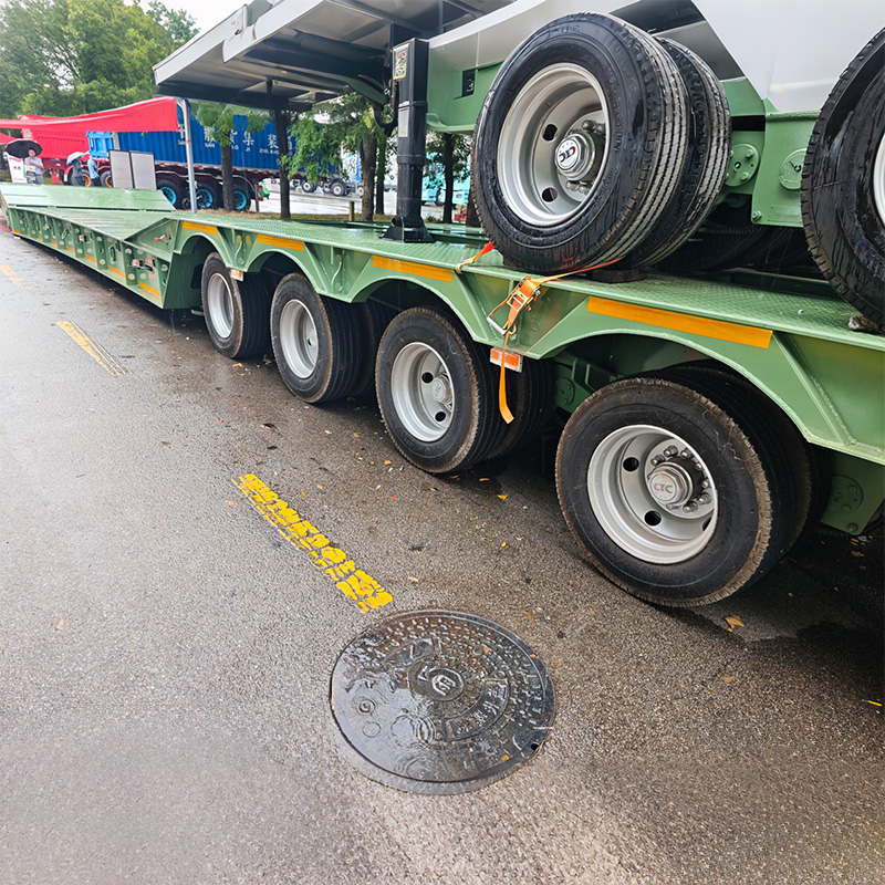 Gooseneck Semi-Trailer