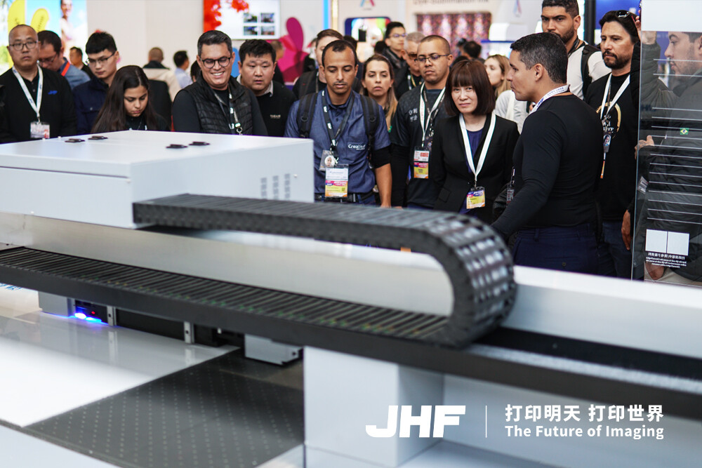 The South American agent team embarks on the journey of Jinhongfeng in China