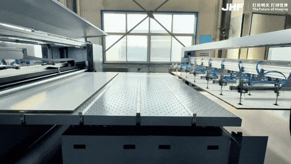 1764567483853991681385574400