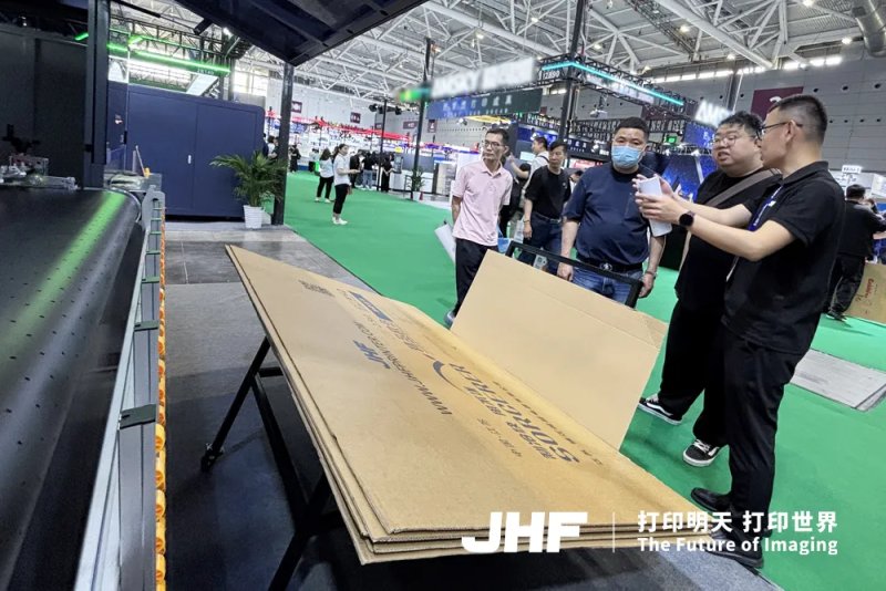金恒丰2026 WEPACK首秀:双机就位,共赢数码包装新局面 (3) 金恒丰2026 WEPACK首秀:双机就位,共赢数码包装新局面 (3)
