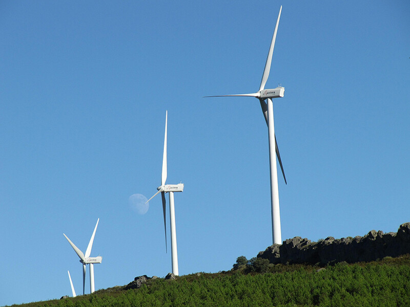未标题-1_0008_wind-turbine-957438_1920.jpg