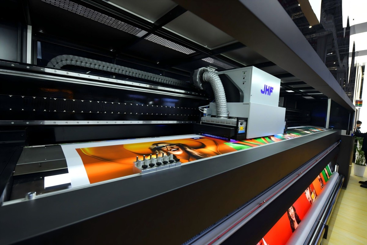 Roll-to-Roll Printer Venus10r.jpg Roll-to-Roll Printer Venus10r.jpg