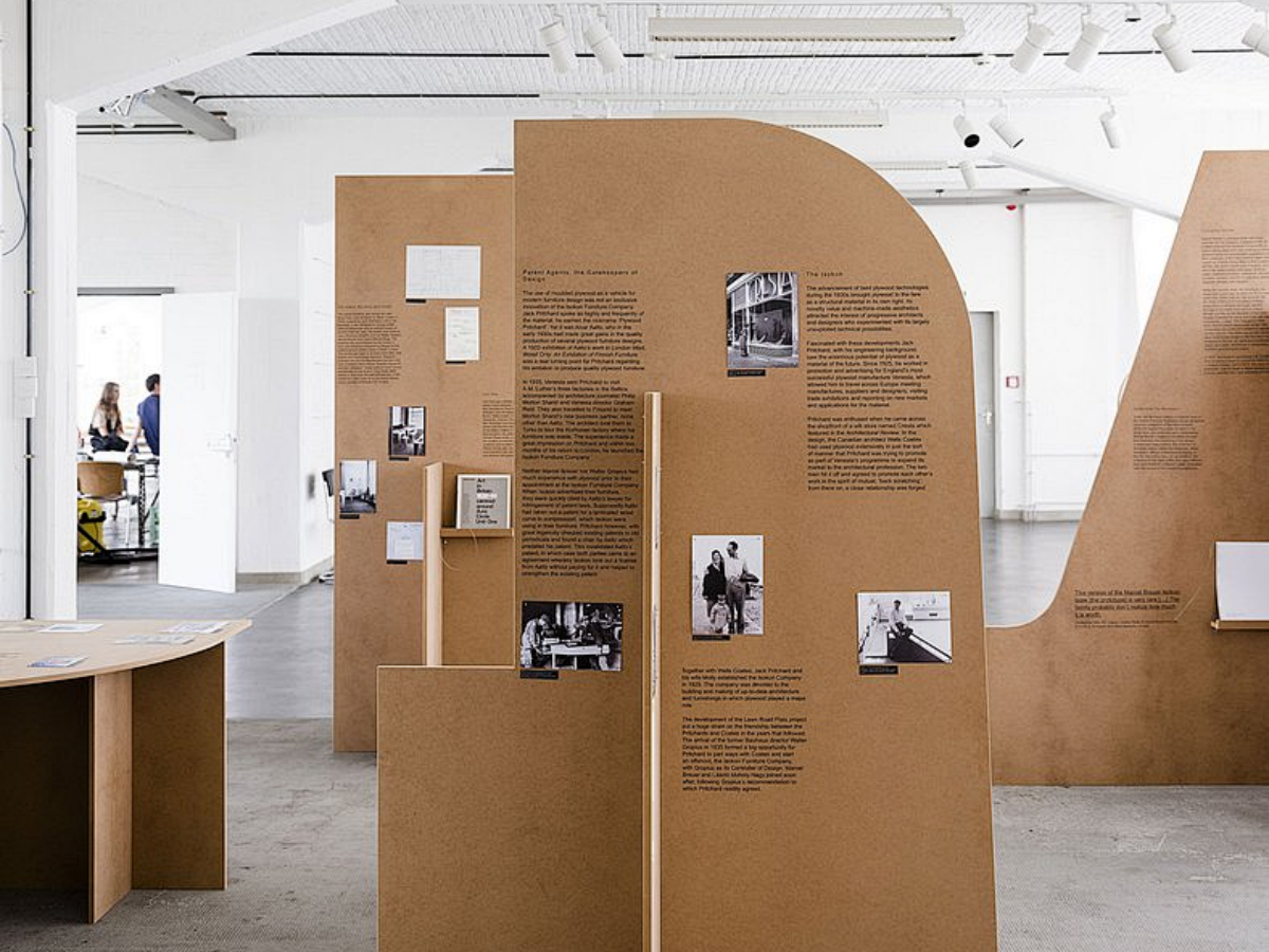 M3300-s 자동 로딩 및 언로딩 프린터