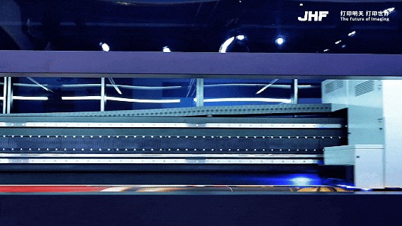1779945977918493762242248704.gif picture