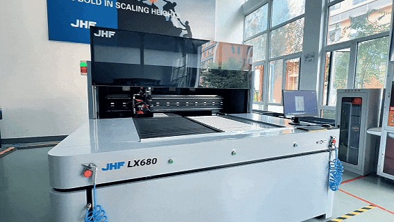 모든 디테일의 정밀함, 지능형 제조의 강점: JHF LX680, 반도체 산업의 고품질 발전을 지원하다