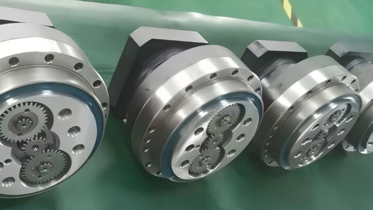 Brida de salida del reductor RV y estructura de transmisión de precisión