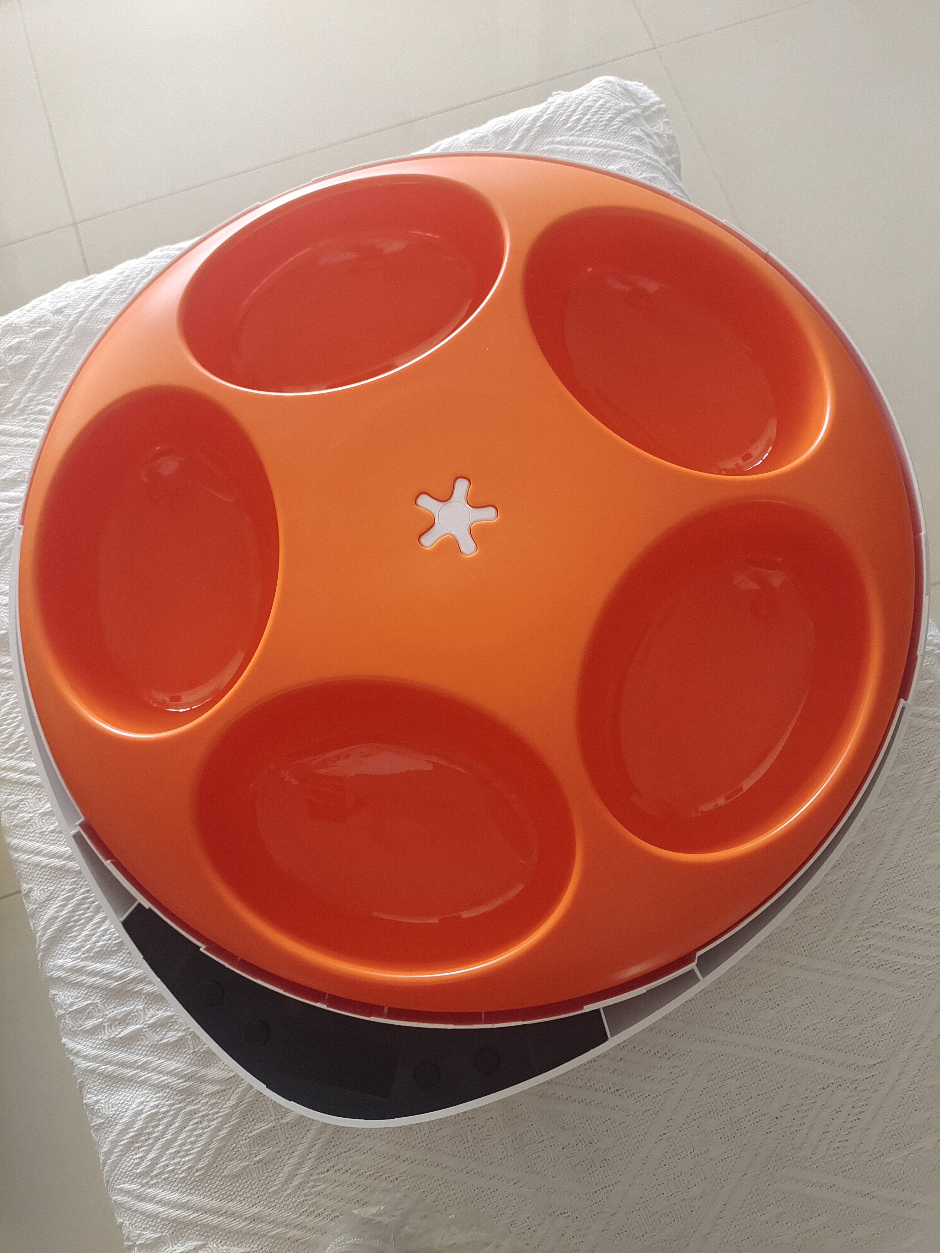 Travel Use 5-Meal Pet Wet Food Dispenser Battery Power Dry Food Outside Pet Self-Feeder GFD23 Series