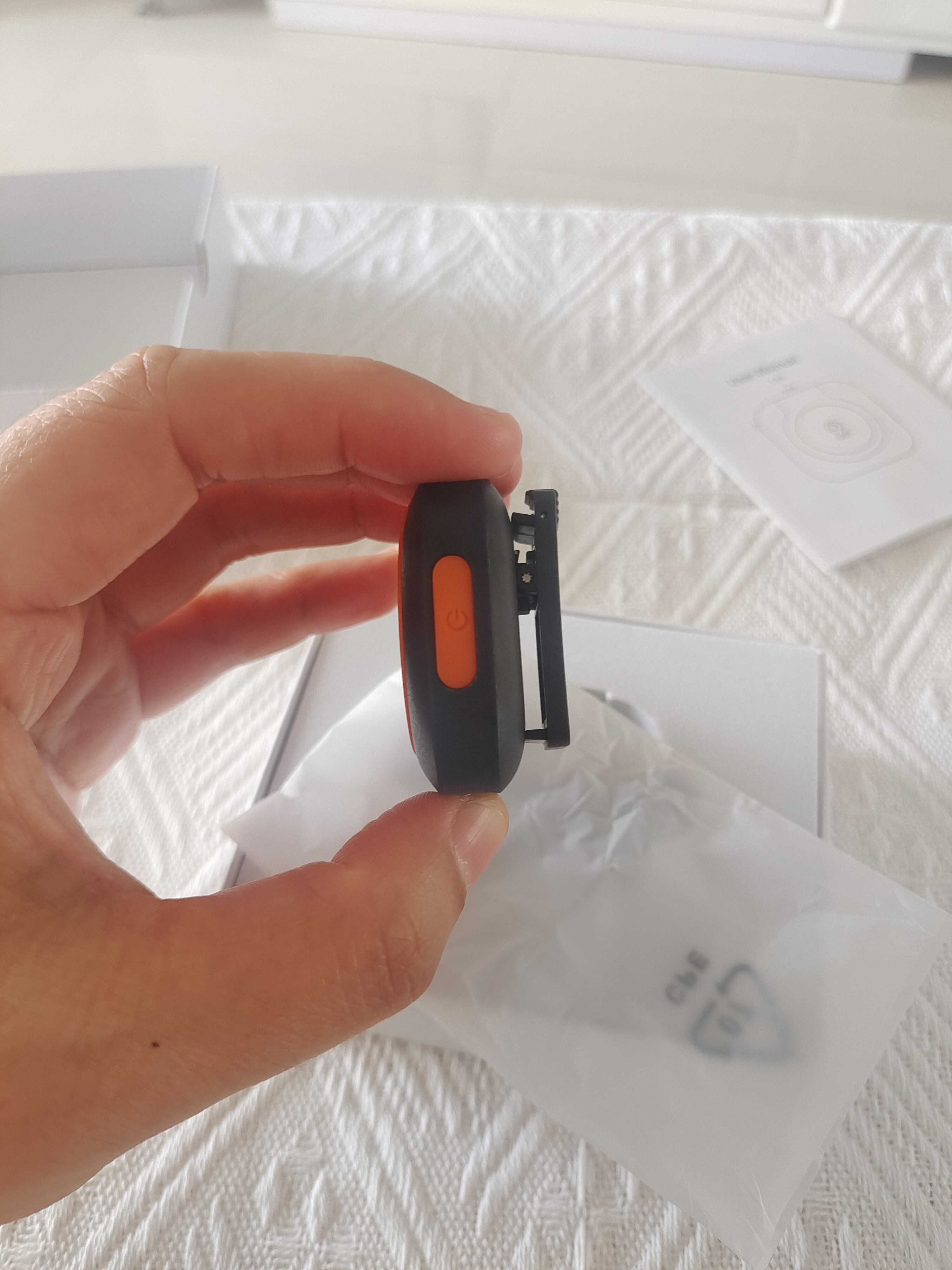 4G Smart Pet GPS Tracker with Health Monitoring GTB50 | IP66 Waterproof & 7-Day Battery | OEM/ODM for Veterinary Clinics & Retailers