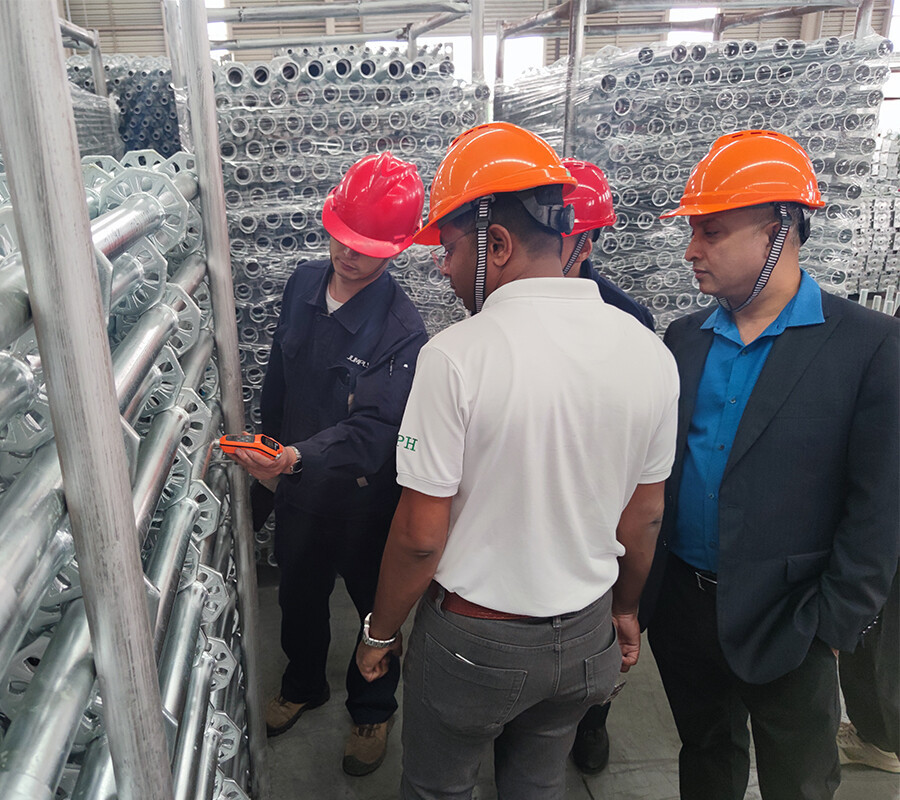 Qatari Delegation Visits our company to Inspect Ringlock Scaffolding Products