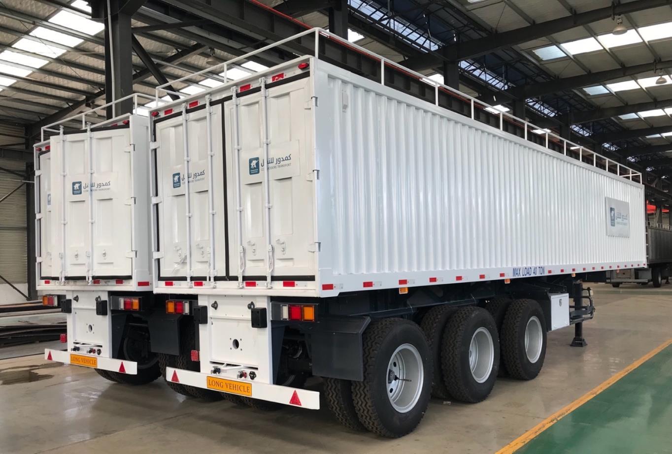 Semi-remorque fourgon