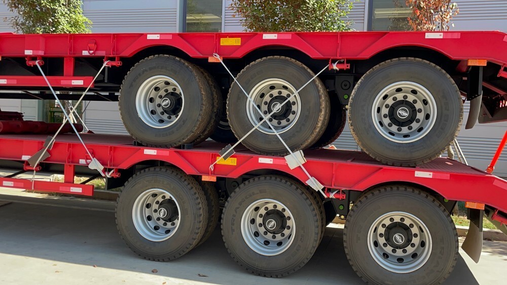 Remorque Lowboy 3 essieux / Remorque Lowboy 150 tonnes / Vente de semi-remorque Lowbed 120 tonnes