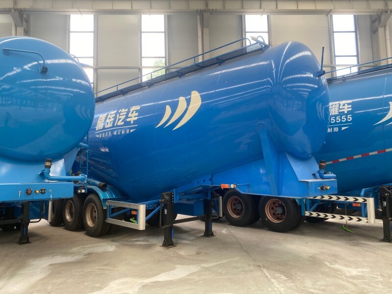 citerne à ciment en forme de V remorque/citerne à ciment en vrac remorque/remorque à ciment Turquie/remorque citerne à ciment/remorque citerne à ciment de 60 tonnes